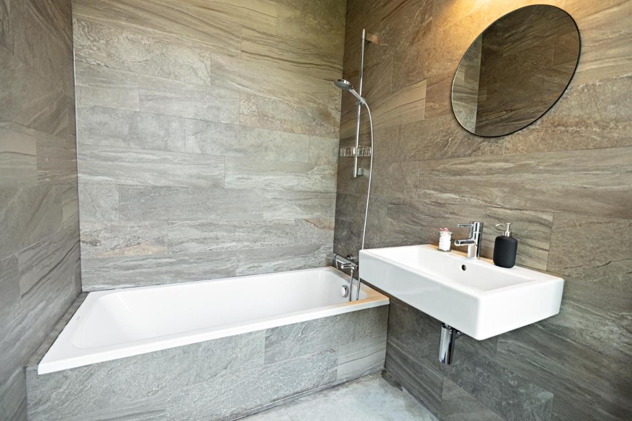 אנטוורפן Luxury Suites South By Rikas Hotels מראה חיצוני תמונה